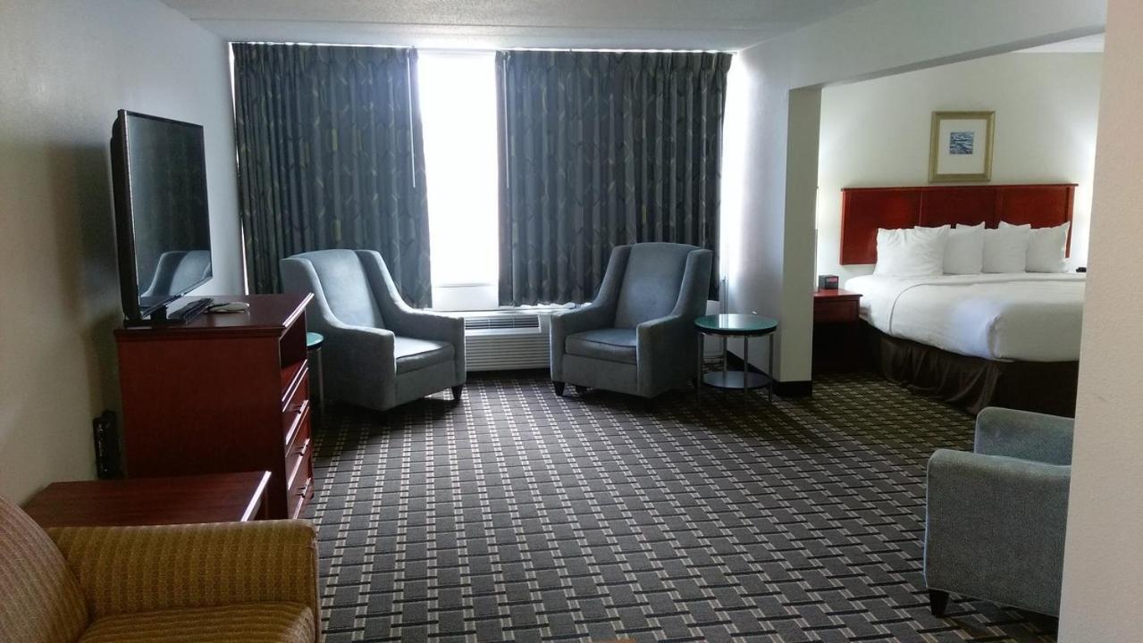 Motel 6 Hastings Ne Exterior photo
